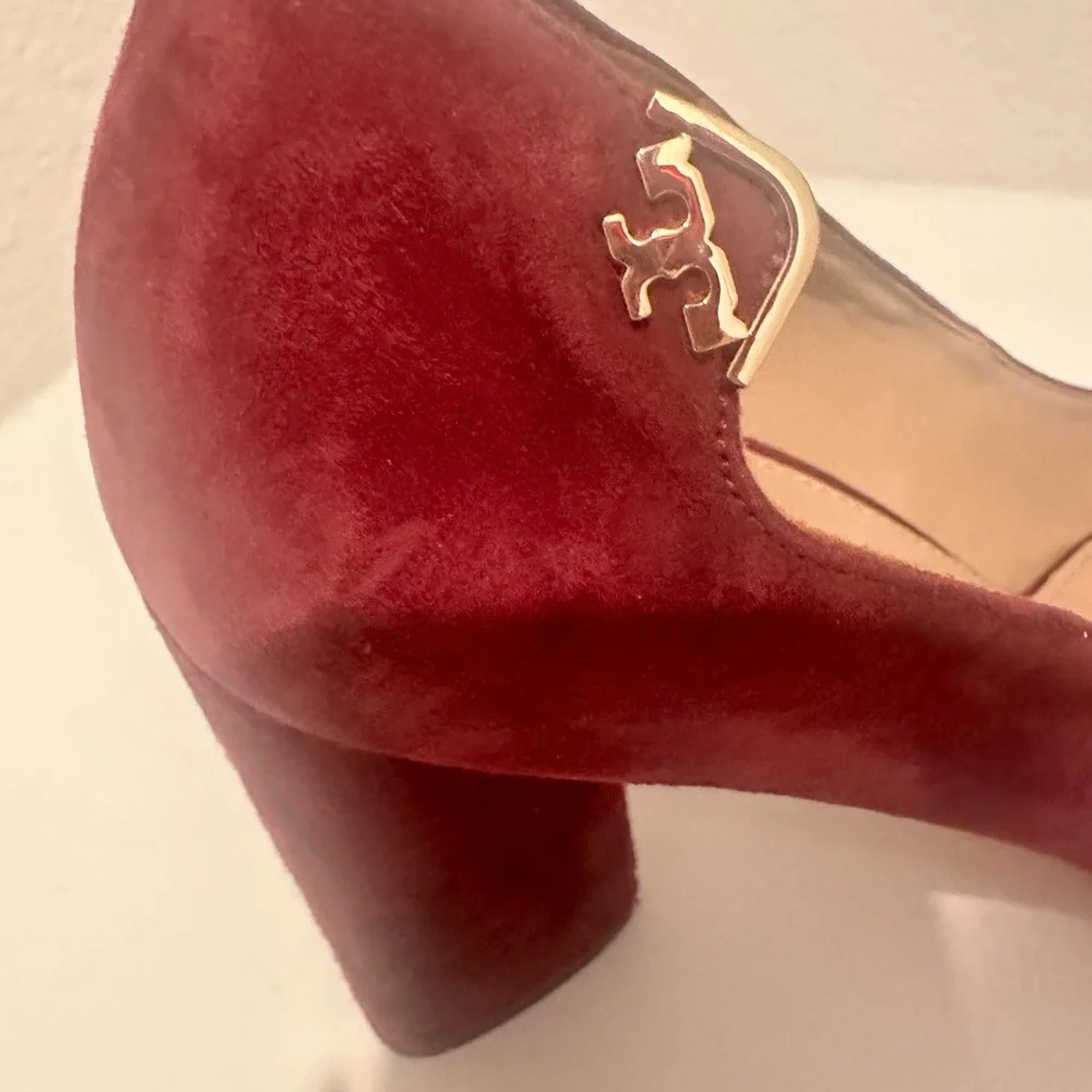 Tory Burch Elizabeth Round-Toe 85MM Pump Port Plum Chunky Heel Size 10.5